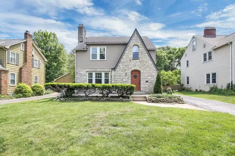 461 E North Broadway St, Columbus, OH 43214