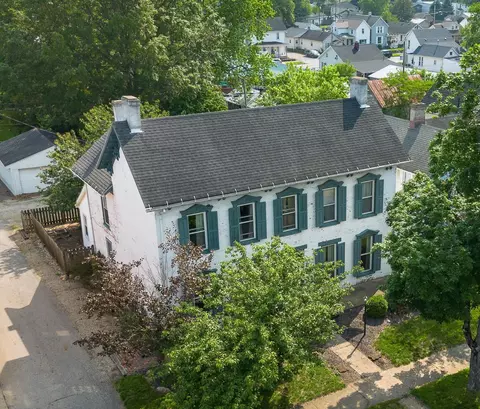 369 E Main St, Circleville, OH 43113
