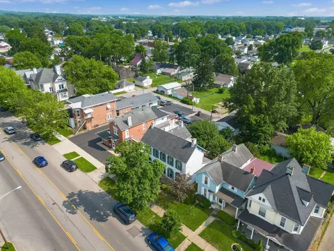 View/Area - 369 E Main St, Circleville, OH 43113 photo 7 of 9