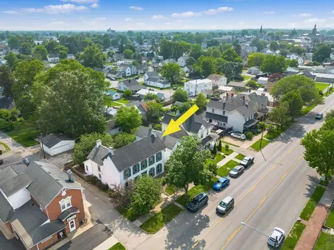 View/Area - 369 E Main St, Circleville, OH 43113 photo 1 of 9