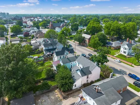 View/Area - 369 E Main St, Circleville, OH 43113 photo 5 of 9