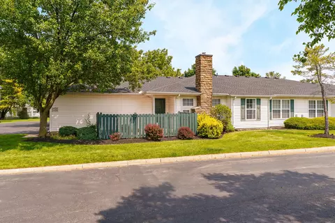 2432 Crystal Springs Dr, Hilliard, OH 43026