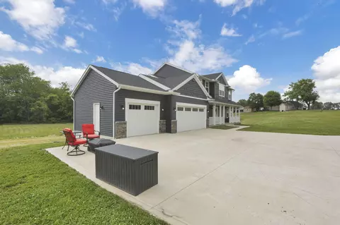 9559 Basil Rd NW, Baltimore, OH 43105 photo 3