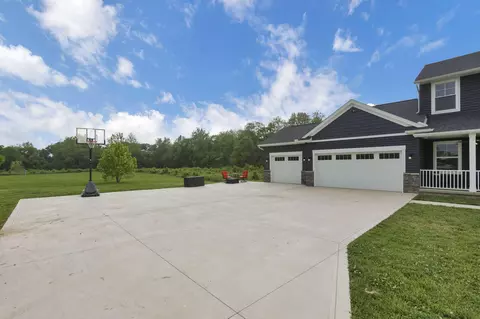 9559 Basil Rd NW, Baltimore, OH 43105 photo 2