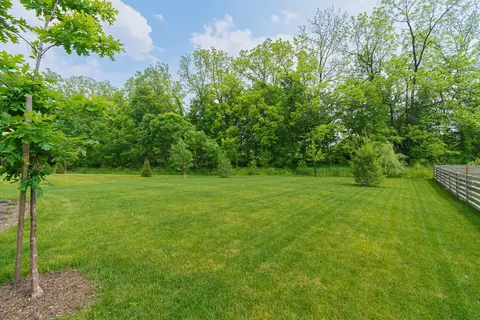 829 Pathlow Dr, Pickerington, OH 43147 photo 6