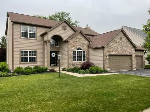 3453 Windy Forest Ln, Powell, OH 43065