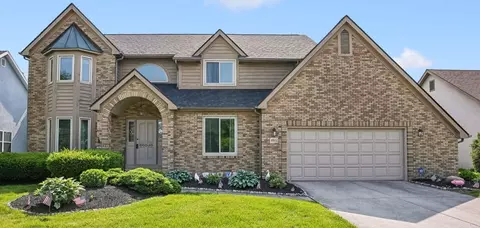 4612 Hunting Creek Dr, Grove City, OH 43123