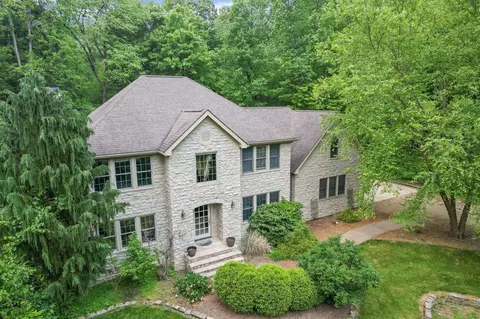 131 Philipps Glen Dr, Granville, OH 43023