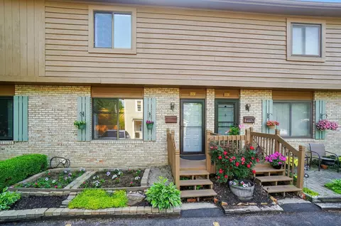 95 David Sq, Westerville, OH 43081