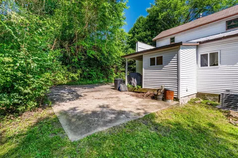 Exterior - 239 Gurley Ave, Marion, OH 43302 photo 4 of 5