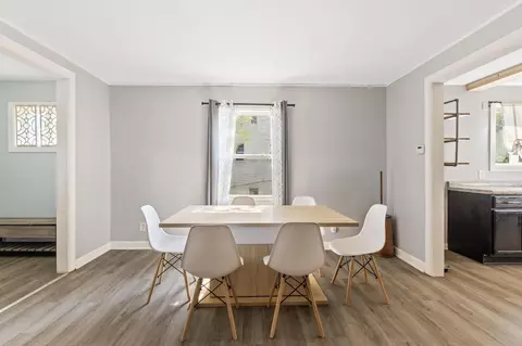 Dining - 239 Gurley Ave, Marion, OH 43302 photo 3 of 3