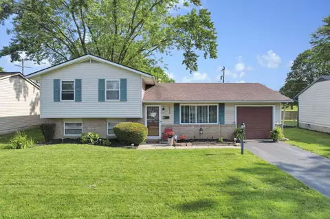 5042 Lindora Dr, Columbus, OH 43232