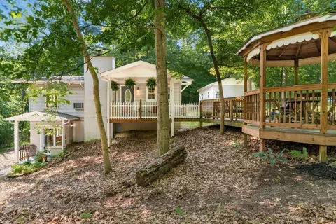 Exterior - 831 Kickapoo Ct, Bremen, OH 43107 photo 7 of 28