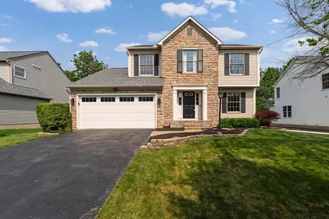 220 Seatrain Dr, Delaware, OH 43015