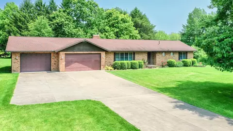 20 Snider Rd, New Carlisle, OH 45344