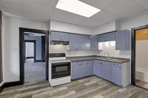Kitchen - 327 Eastern Ave, Newark, OH 43055 photo 1 of 1