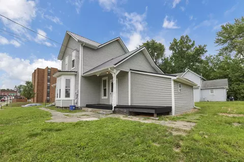 Exterior - 327 Eastern Ave, Newark, OH 43055 photo 6 of 7