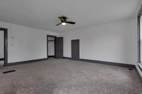 Bedroom - 327 Eastern Ave, Newark, OH 43055 photo 7 of 7