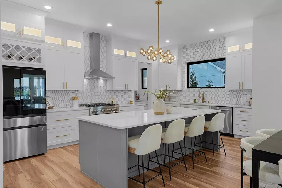 Kitchen - 3692 Beulah Park Dr, Grove City, OH 43123 photo 4 of 11