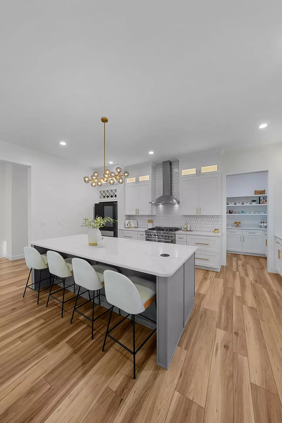 Kitchen - 3692 Beulah Park Dr, Grove City, OH 43123 photo 1 of 11