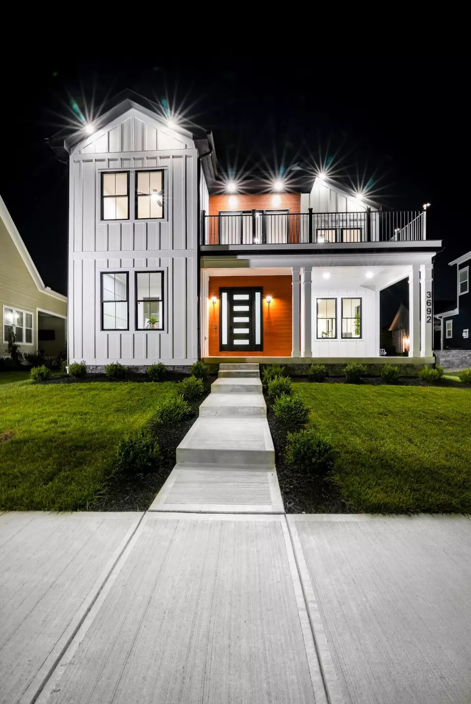 Exterior - 3692 Beulah Park Dr, Grove City, OH 43123 photo 27 of 28