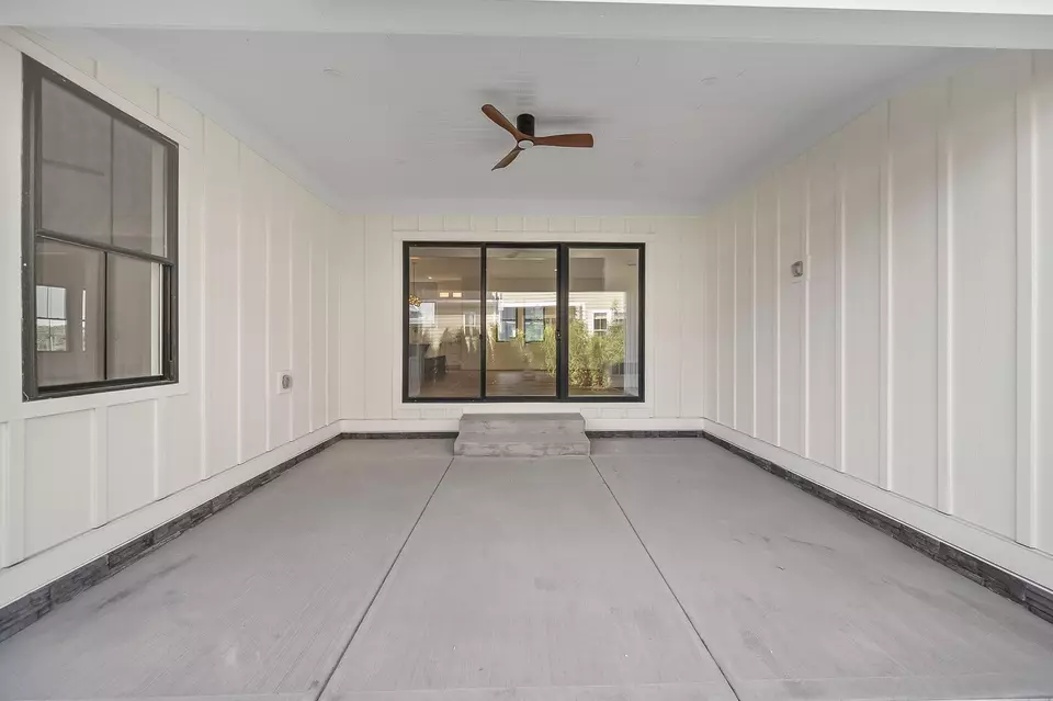 Exterior - 3692 Beulah Park Dr, Grove City, OH 43123 photo 16 of 28