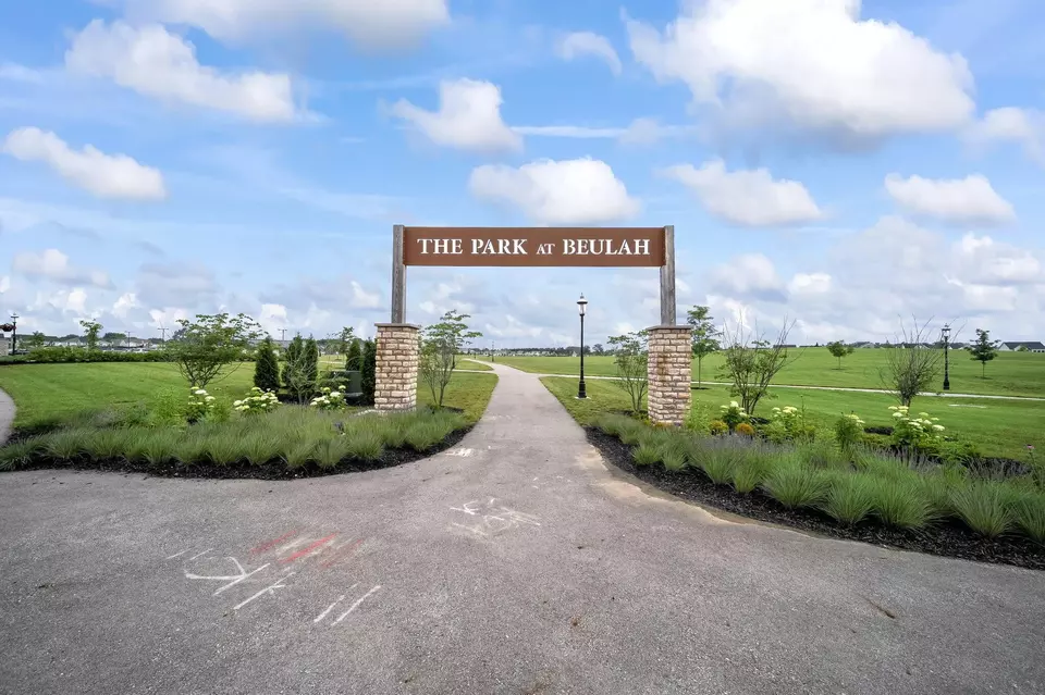 View/Area - 3692 Beulah Park Dr, Grove City, OH 43123 photo 6 of 8