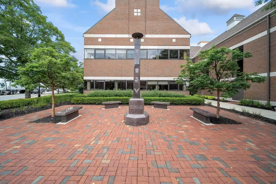 Exterior - 3692 Beulah Park Dr, Grove City, OH 43123 photo 21 of 28