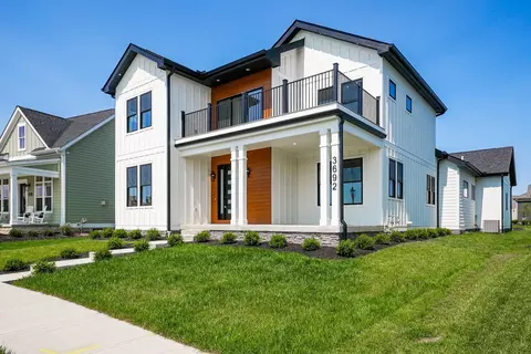 Exterior - 3692 Beulah Park Dr, Grove City, OH 43123 photo 1 of 28