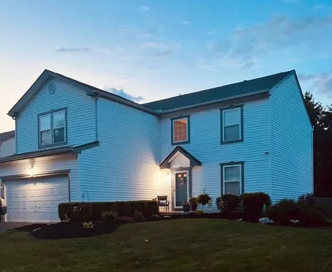 229 Victorian Dr, Commercial Point, OH 43116