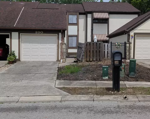 890 Tamara Dr N, Columbus, OH 43230