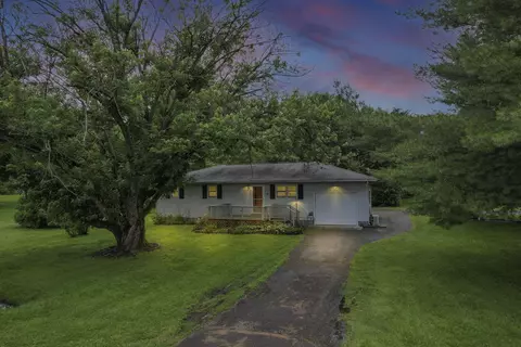 172 Lees Dr, Hebron, OH 43025