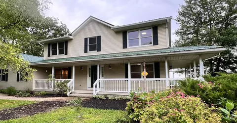 20600 Hellwig Rd, Utica, OH 43080