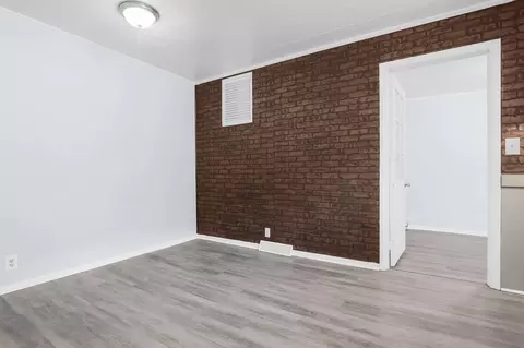 Living - 460 E Ohio St, Circleville, OH 43113 photo 7 of 7