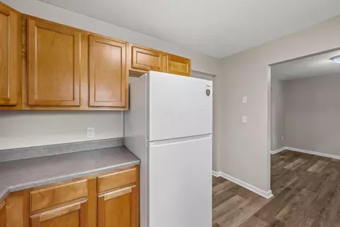 Kitchen - 845 Bennett St, Marion, OH 43302 photo 4 of 4