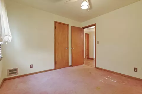 Bedroom - 10 Main St, Orient, OH 43146 photo 5 of 5