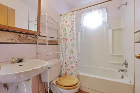 Bath - 10 Main St, Orient, OH 43146 photo 1 of 2