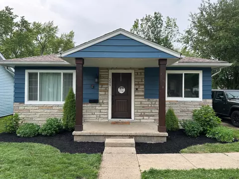 209 Virginia Ave, London, OH 43140