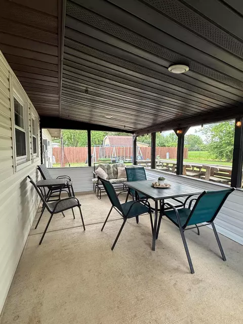 Exterior - 1775 Shoshoni Dr, Circleville, OH 43113 photo 19 of 20