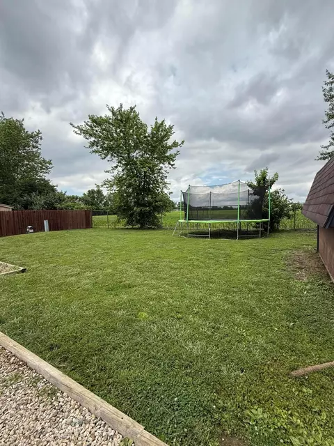 Exterior - 1775 Shoshoni Dr, Circleville, OH 43113 photo 8 of 20