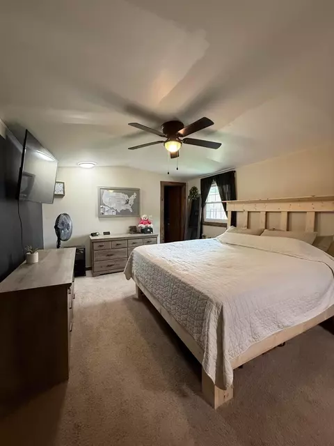 Bedroom - 1775 Shoshoni Dr, Circleville, OH 43113 photo 5 of 12