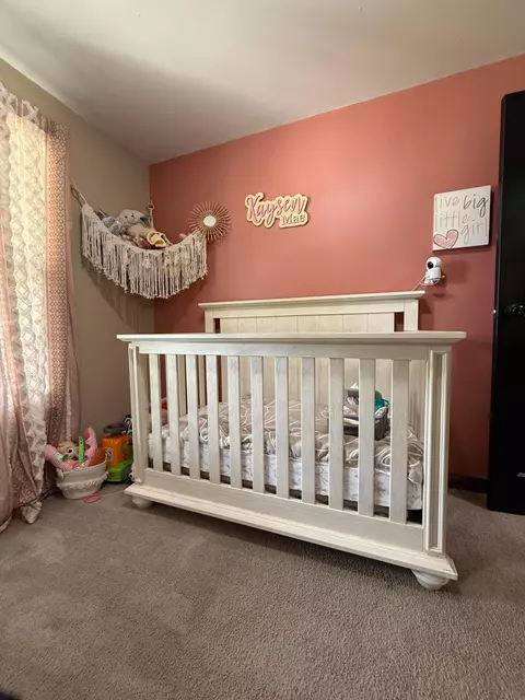 Bedroom - 1775 Shoshoni Dr, Circleville, OH 43113 photo 6 of 12