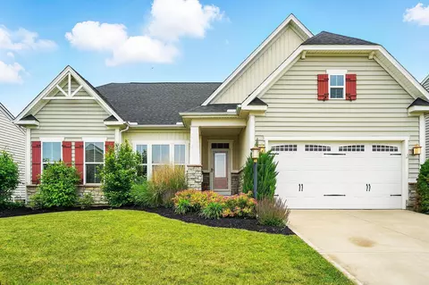 2475 Sunset Maple Dr, Tipp City, OH 45371