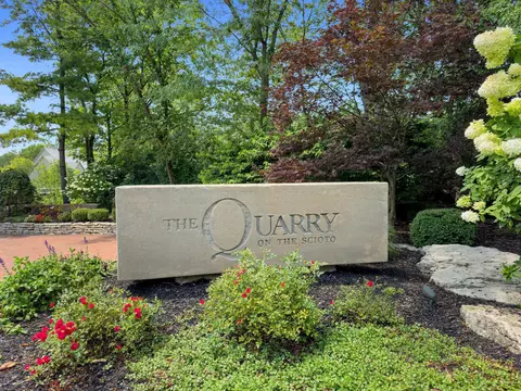 6527 Quarry Ln, Dublin, OH 43017
