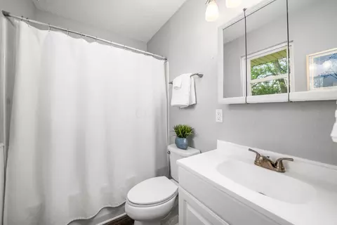 1058 Erickson Ave, Columbus, OH 43227 photo 15