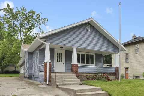704 N Detroit St, Bellefontaine, OH 43311