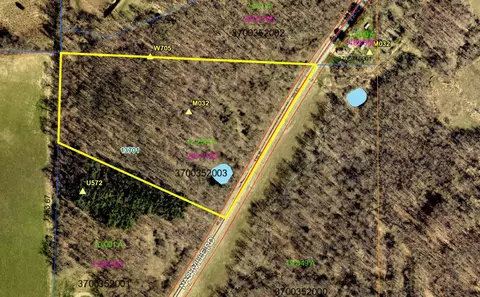 18245 Nashville Rd, Danville, OH 43014