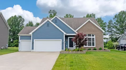 6358 Streamside Dr, Galena, OH 43021