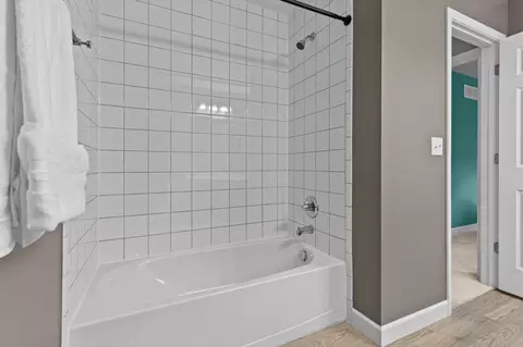 Bath - 6358 Streamside Dr, Galena, OH 43021 photo 9 of 9