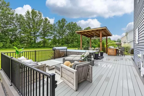 Exterior - 6358 Streamside Dr, Galena, OH 43021 photo 5 of 13
